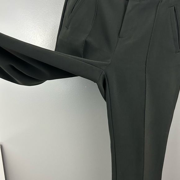 Banana Republic Black Pants with Pockets Size 4 - Picture 5 of 9